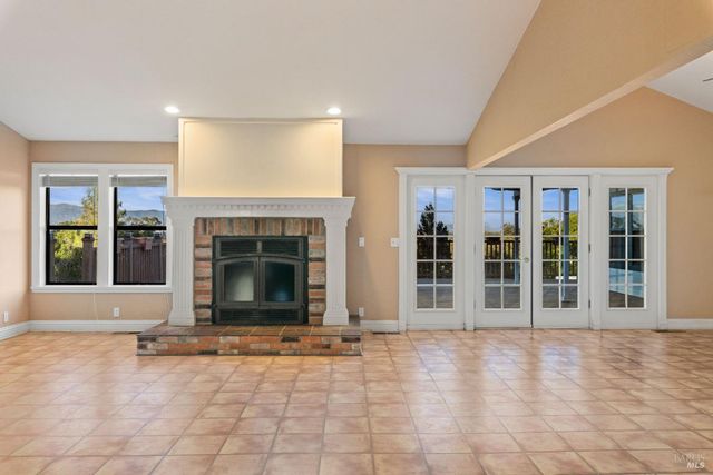 2210 Cedar Hill Way, Lakeport, CA 95453