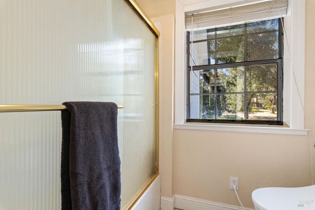 2210 Cedar Hill Way, Lakeport, CA 95453