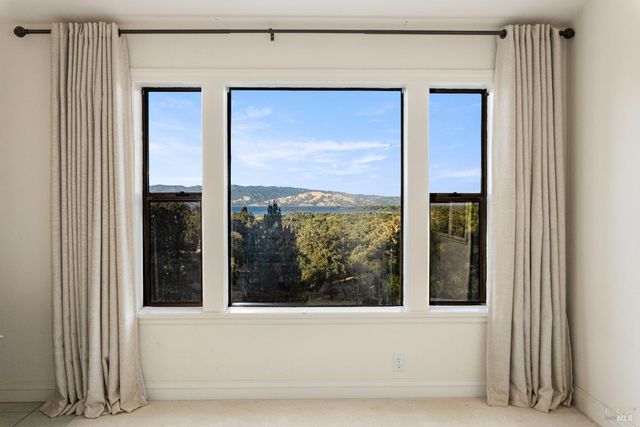 2210 Cedar Hill Way, Lakeport, CA 95453