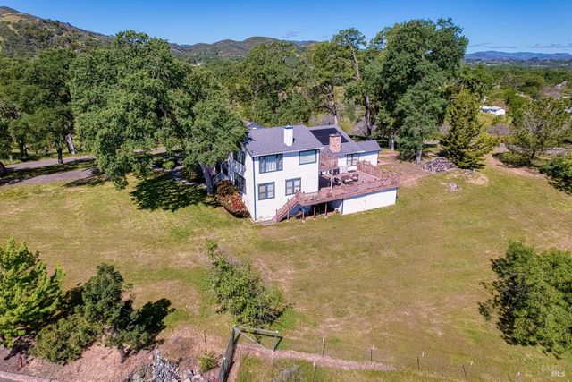 2210 Cedar Hill Way, Lakeport, CA 95453