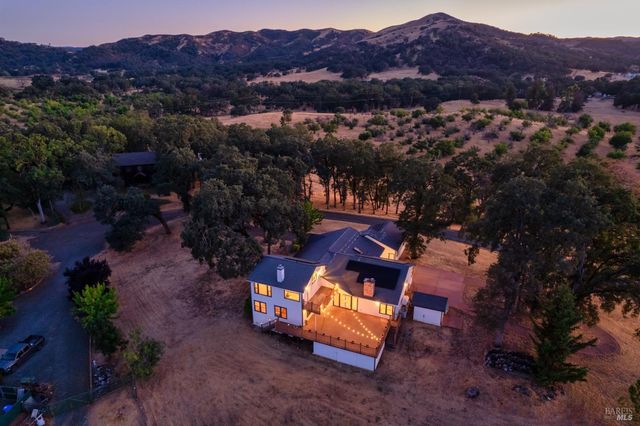2210 Cedar Hill Way, Lakeport, CA 95453