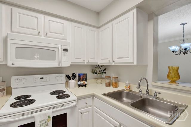 12300 Apache Avenue 1711, Savannah, GA 31419