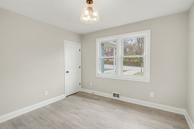 509 3rd Ave, W, Springfield, TN 37172