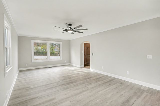 509 3rd Ave, W, Springfield, TN 37172