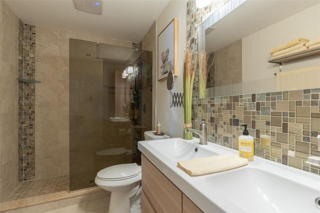 2013 DOVER COURT, Oldsmar, FL 34677