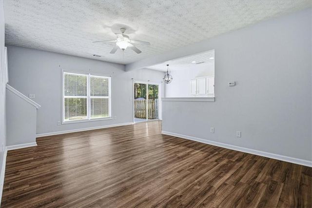905 Tamarisk Place, Canton, GA 30114