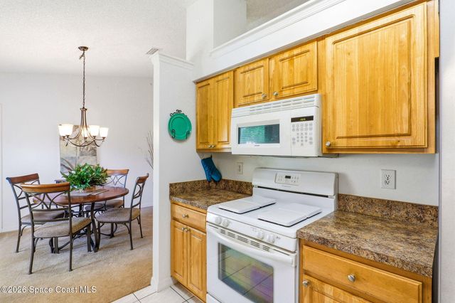 3065 Pineda Crossing Drive, Melbourne, FL 32940