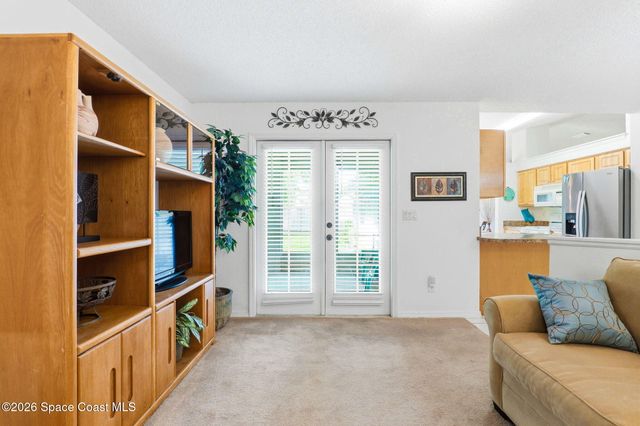 3065 Pineda Crossing Drive, Melbourne, FL 32940