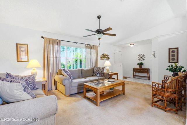3065 Pineda Crossing Drive, Melbourne, FL 32940