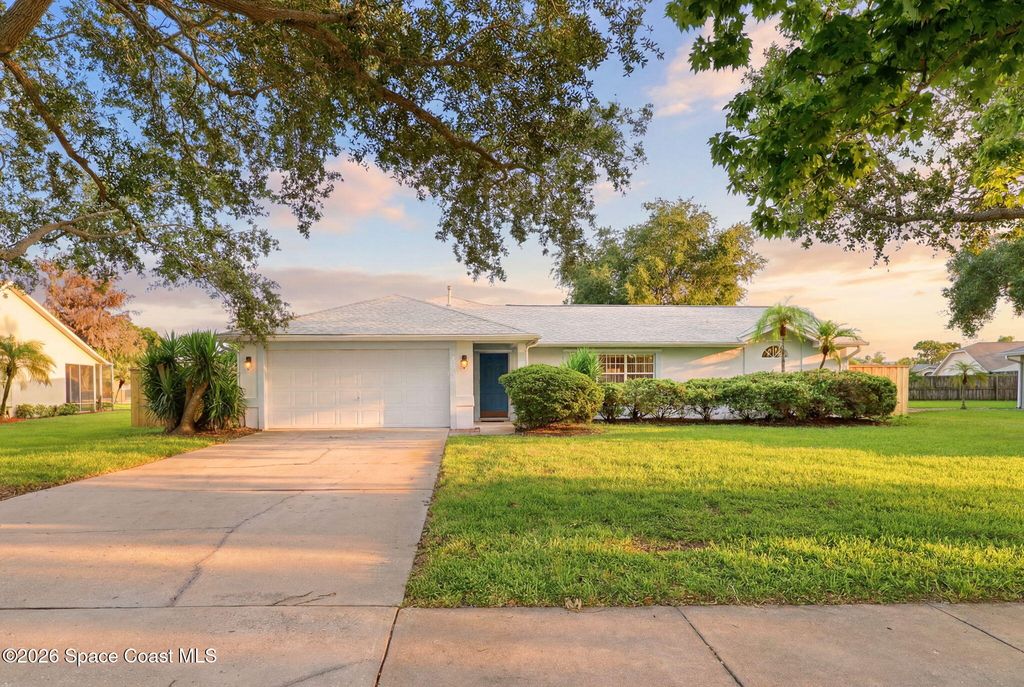 3065 Pineda Crossing Drive, Melbourne, FL 32940