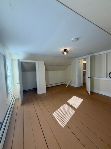 77 Monadnock Highway, Swanzey, NH 03446