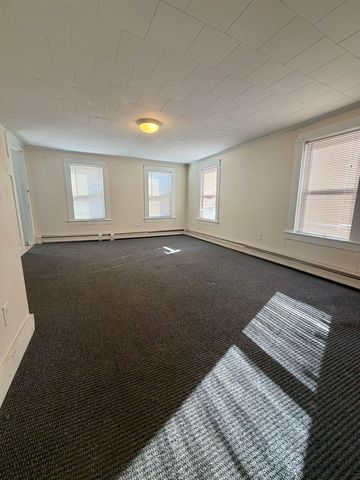 77 Monadnock Highway, Swanzey, NH 03446