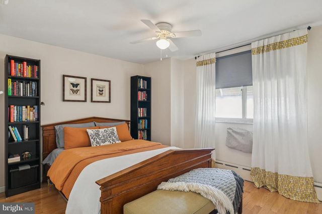 1128 CROSS ST, Philadelphia, PA 19147