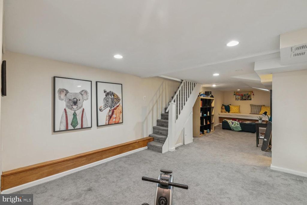 1128 CROSS ST, Philadelphia, PA 19147