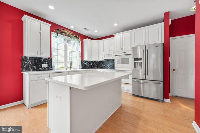 3855 SOMERSET DR, Collegeville, PA 19426