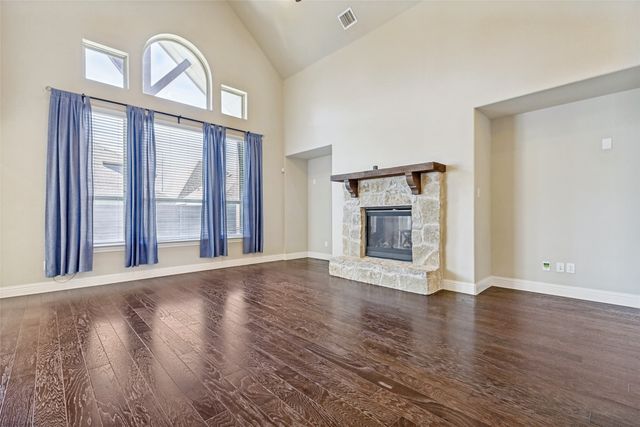 712 Sandbox Drive, Little Elm, TX 76227