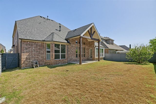 712 Sandbox Drive, Little Elm, TX 76227