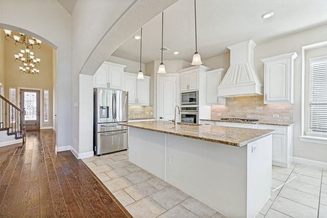 712 Sandbox Drive, Little Elm, TX 76227