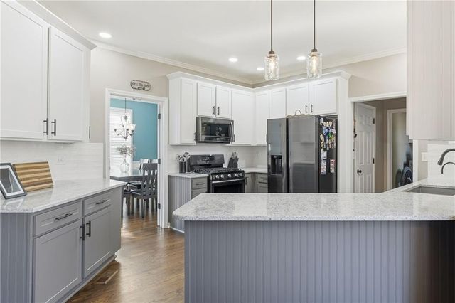 112 Willow View Lane, Canton, GA 30114