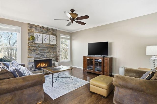 112 Willow View Lane, Canton, GA 30114