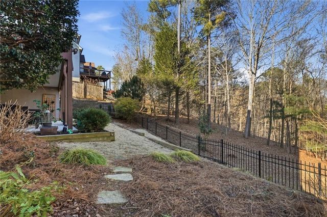 112 Willow View Lane, Canton, GA 30114