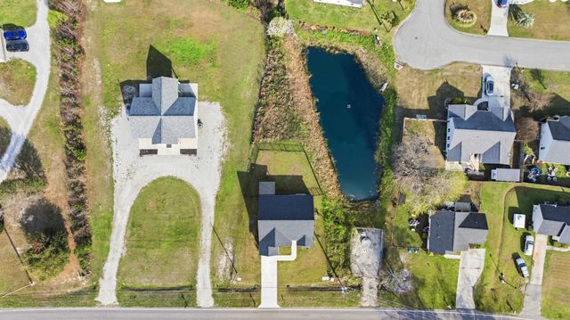 908 Sandridge Rd., Little River, SC 29566