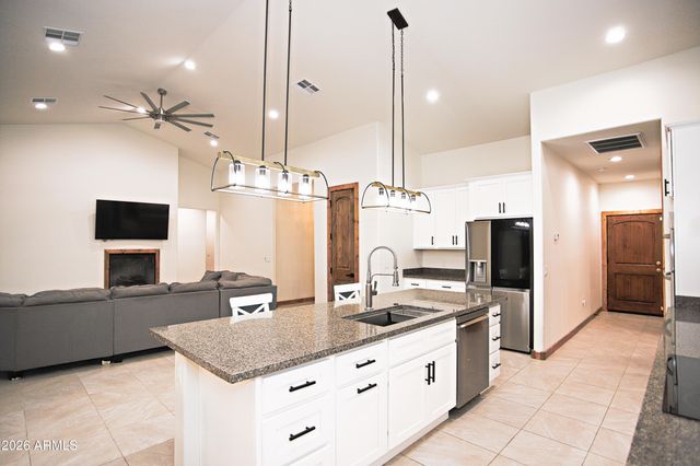 9780 W VISTA BONITO Drive, Casa Grande, AZ 85194