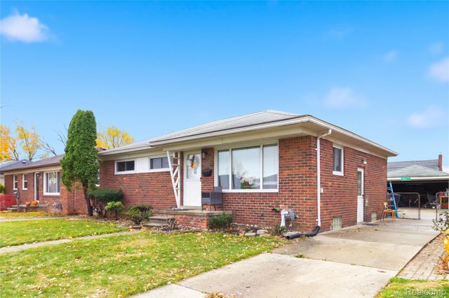 25275 Arlington Street, Roseville, MI 48066