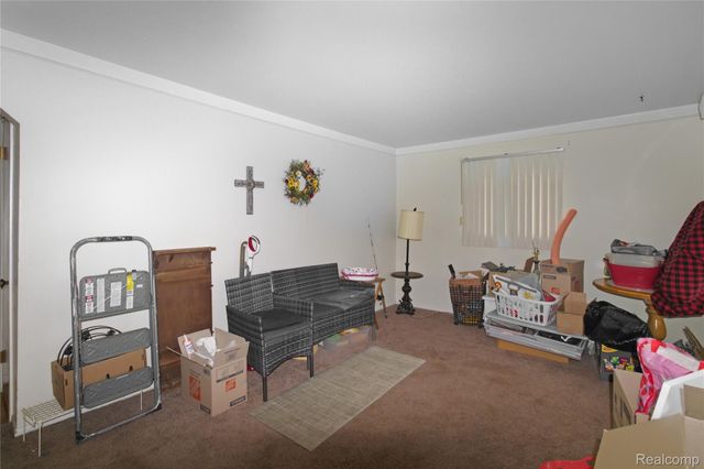 25275 Arlington Street, Roseville, MI 48066