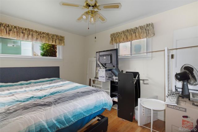 25275 Arlington Street, Roseville, MI 48066