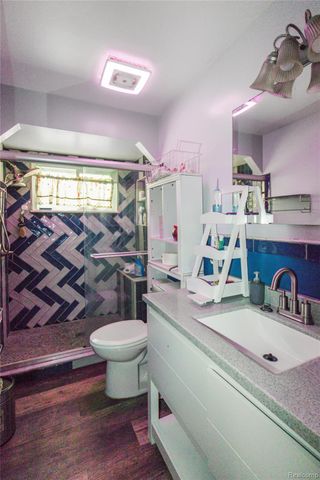 25275 Arlington Street, Roseville, MI 48066