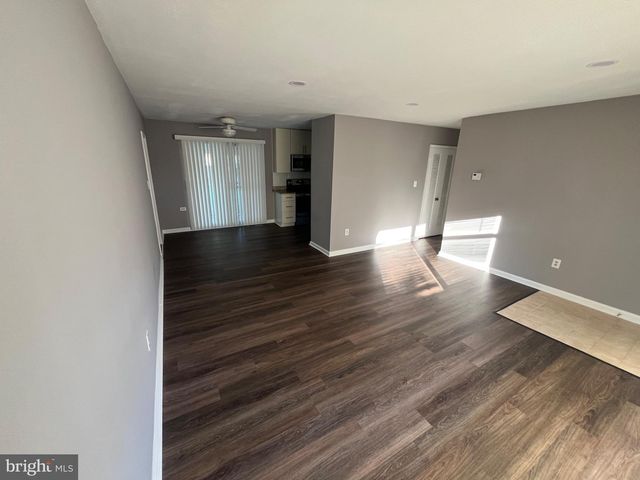 8114 NORWOOD DR, Alexandria, VA 22309