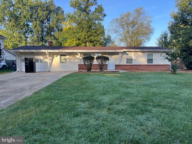 8114 NORWOOD DR, Alexandria, VA 22309