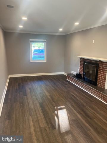 8114 NORWOOD DR, Alexandria, VA 22309
