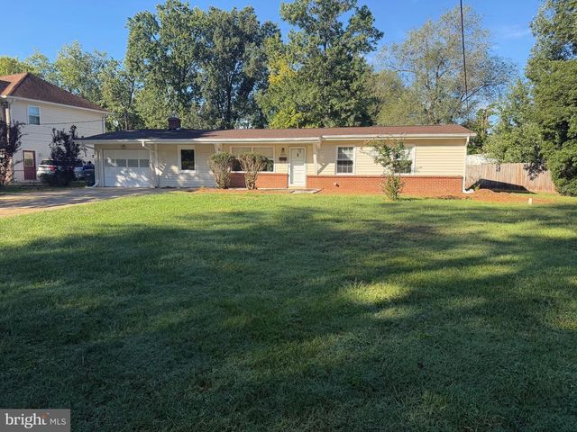 8114 NORWOOD DR, Alexandria, VA 22309