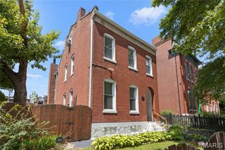 2251 Jules Street, St Louis, MO 63104