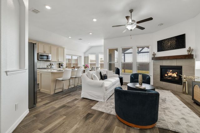 1204 Lake Falls Terrace, Lewisville, TX 75010