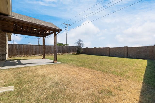 1204 Lake Falls Terrace, Lewisville, TX 75010