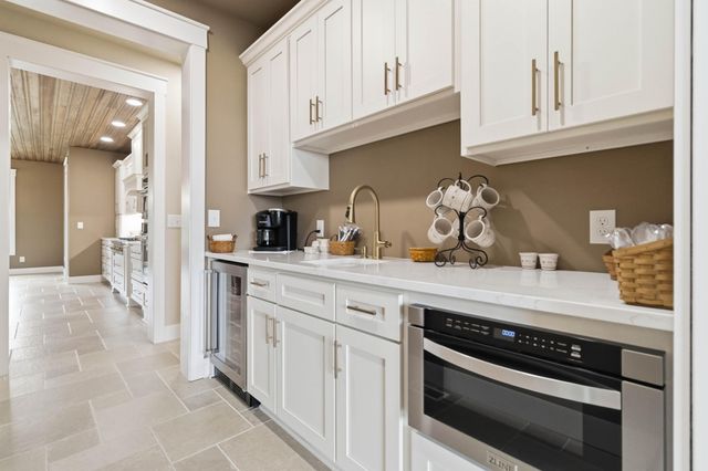 7511 John Sims Highway, Crab Orchard, KY 40419