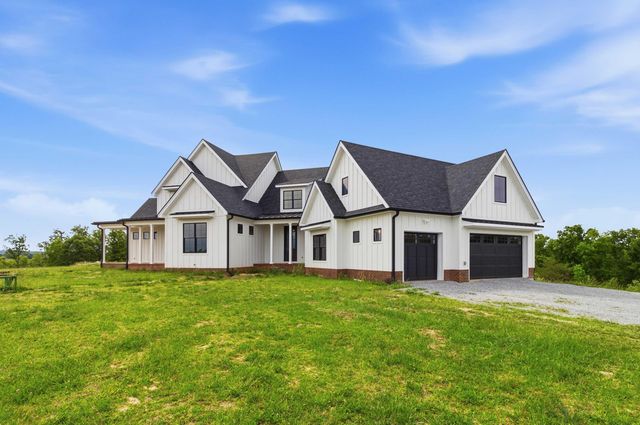7511 John Sims Highway, Crab Orchard, KY 40419