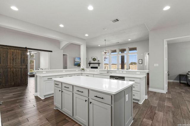 30127 Valley Trace, Fair Oaks Ranch, TX 78015