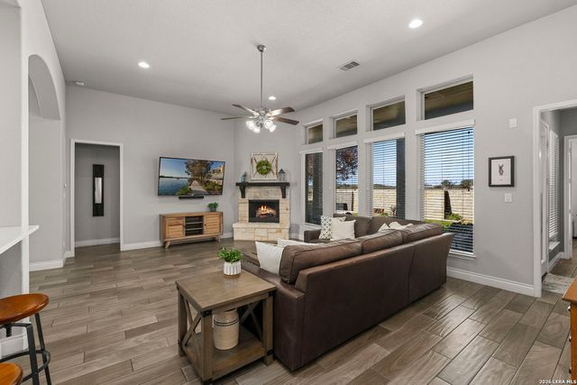 30127 Valley Trace, Fair Oaks Ranch, TX 78015