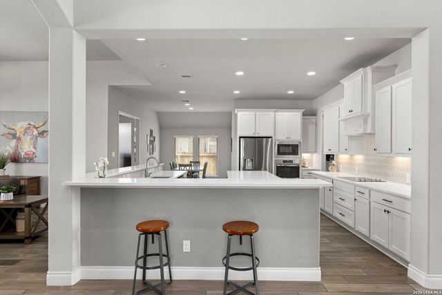 30127 Valley Trace, Fair Oaks Ranch, TX 78015