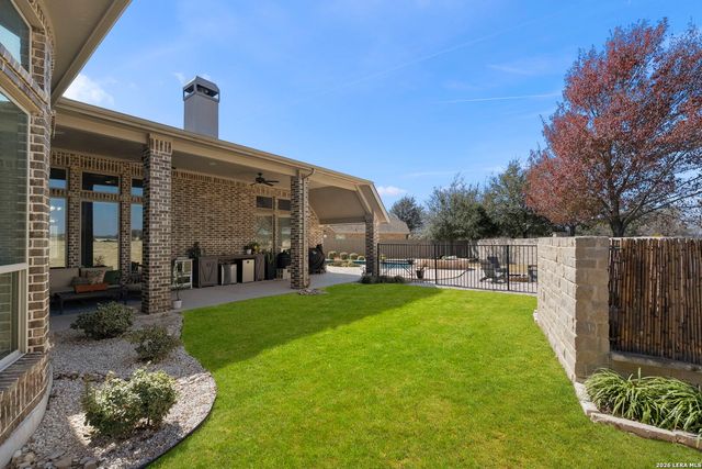 30127 Valley Trace, Fair Oaks Ranch, TX 78015