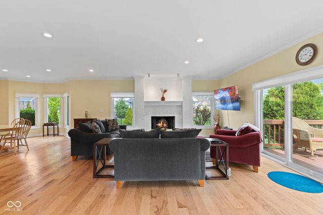 12541 Pembrooke Circle, Carmel, IN 46032