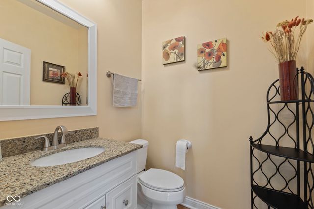 12541 Pembrooke Circle, Carmel, IN 46032