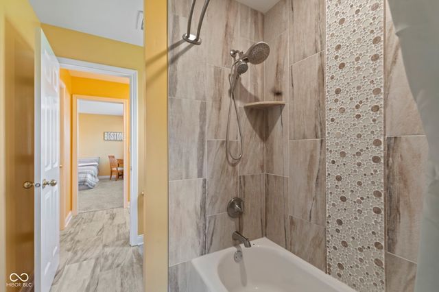 12541 Pembrooke Circle, Carmel, IN 46032