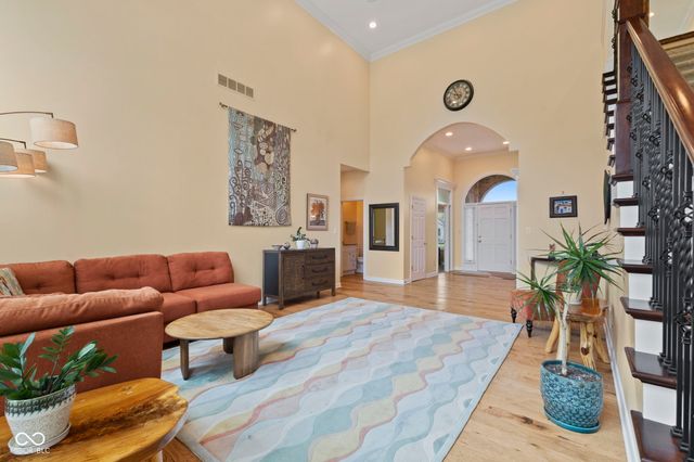 12541 Pembrooke Circle, Carmel, IN 46032