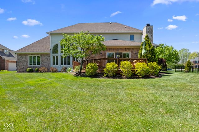12541 Pembrooke Circle, Carmel, IN 46032
