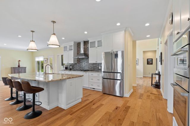 12541 Pembrooke Circle, Carmel, IN 46032